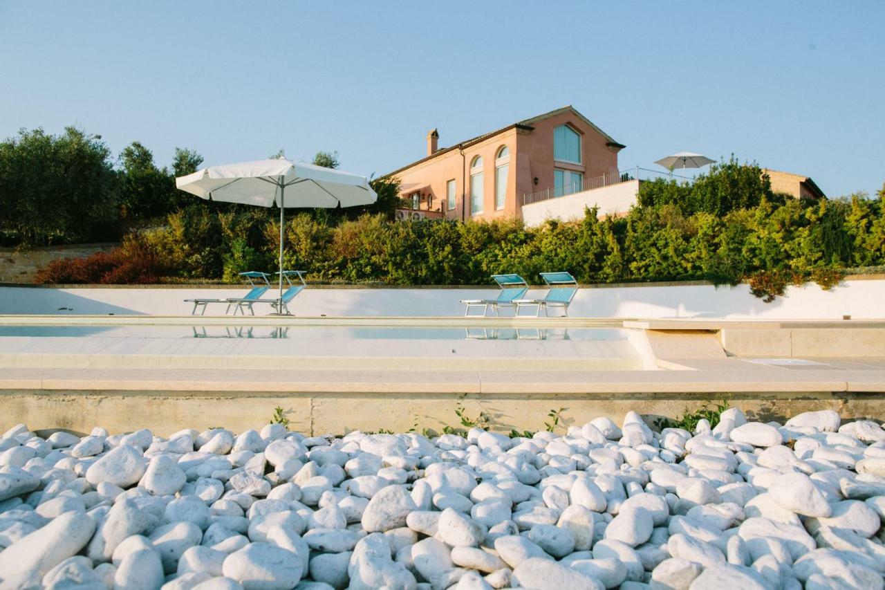 Nontiscordardime B&B Villa Agriturismo Чивитанова Марке Екстериор снимка