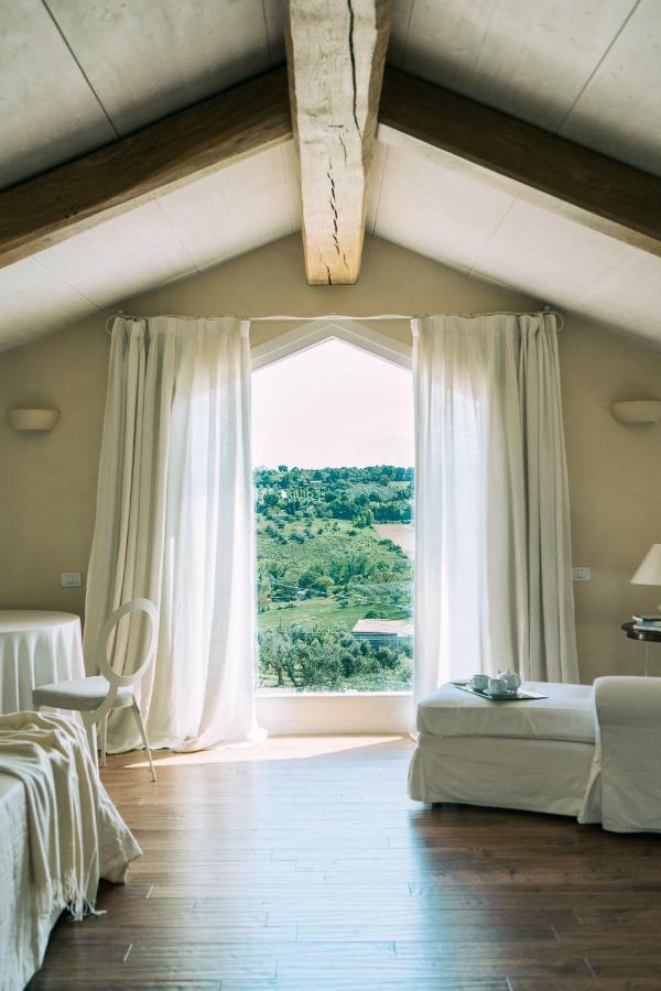 Nontiscordardime B&B Villa Agriturismo Чивитанова Марке Екстериор снимка